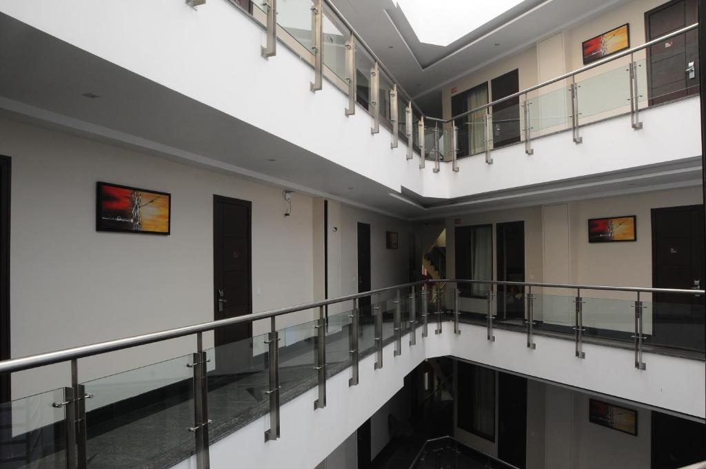 Hotel Gulnar New Delhi Extérieur photo